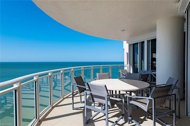 8231  Bay Colony  DR, Naples, FL 34108