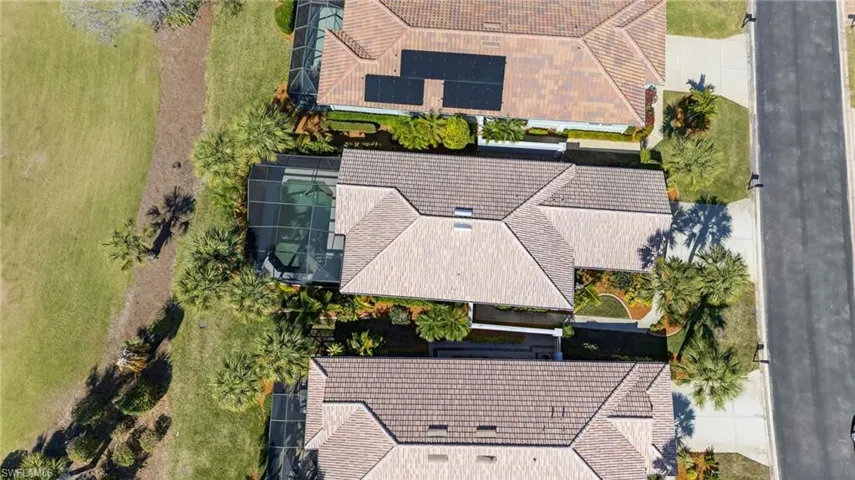 Aerial view of property and surrounding area