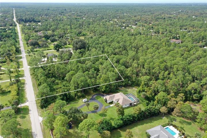 25 ST SW, NAPLES FL 34117