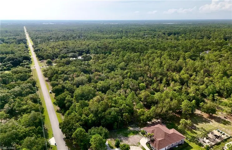 280 35th Ave Nw, Naples, Florida 34120