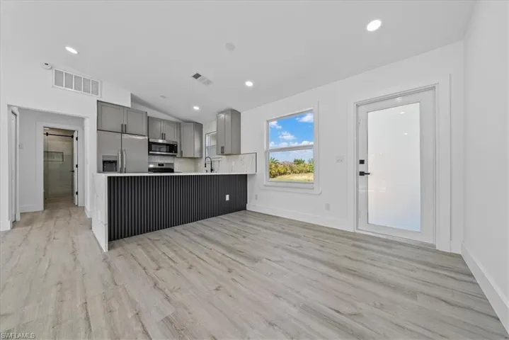 2931 Sw 11th Ct, Cape Coral, Florida 33914