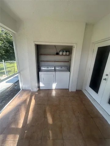 2500 Storter Ave, Naples, Florida 34112