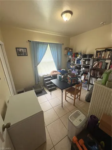 2500  Storter  AVE, Naples, FL 34112