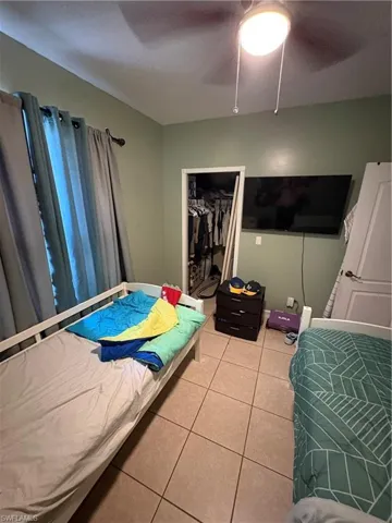 2500  Storter  AVE, Naples, FL 34112