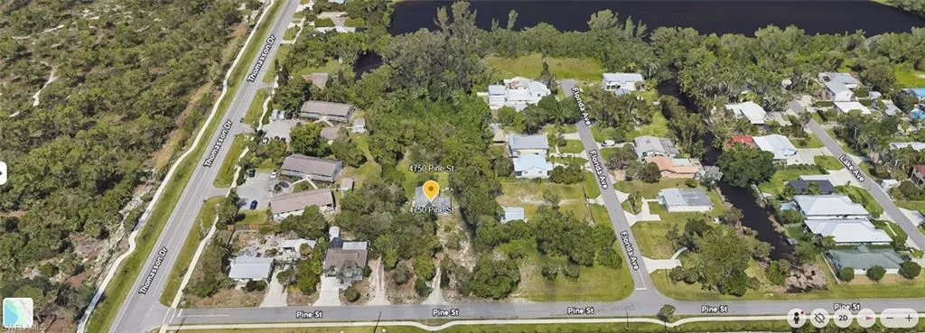 4750 Pine St, Naples, Florida 34112