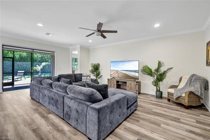 14486  Tuscany Pointe  TRL, Naples, FL 34120