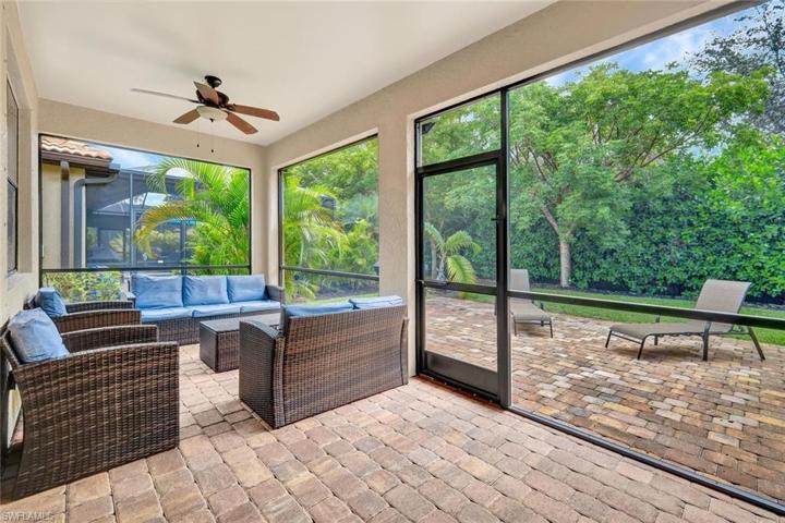 14486  Tuscany Pointe  TRL, Naples, FL 34120