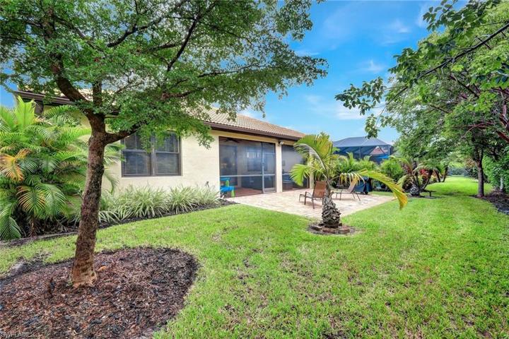 14486  Tuscany Pointe  TRL, Naples, FL 34120