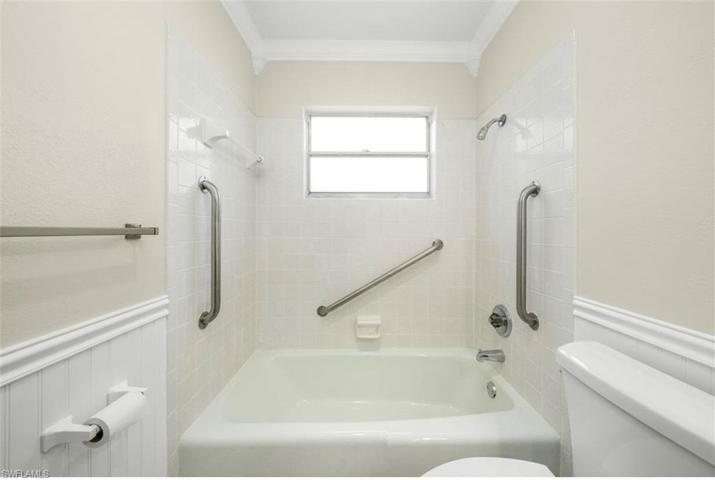 808  Pate  ST, Avon Park, FL 33825