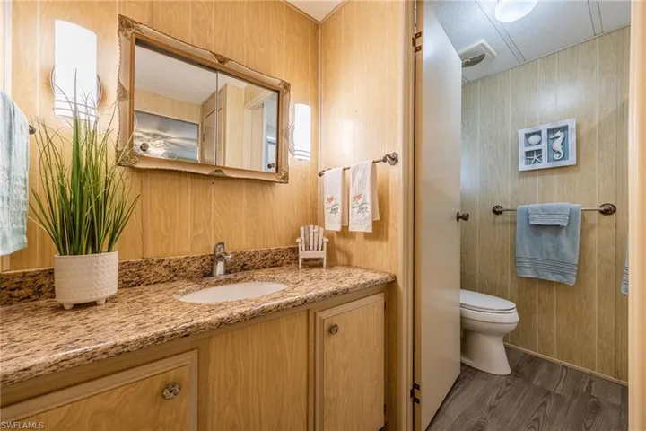 101  Elise  DR, Fort Myers, FL 33908