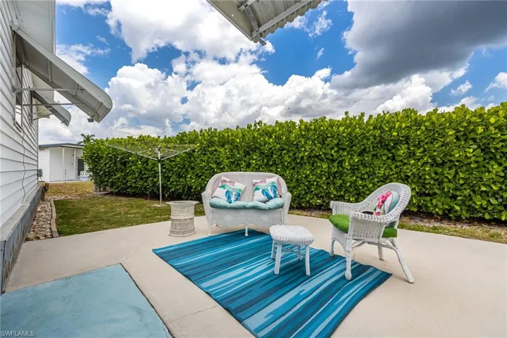 101  Elise  DR, Fort Myers, FL 33908