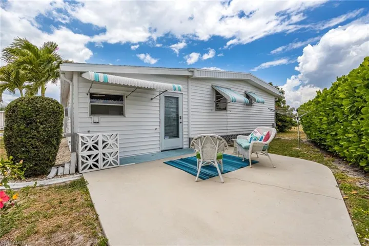 101  Elise  DR, Fort Myers, FL 33908