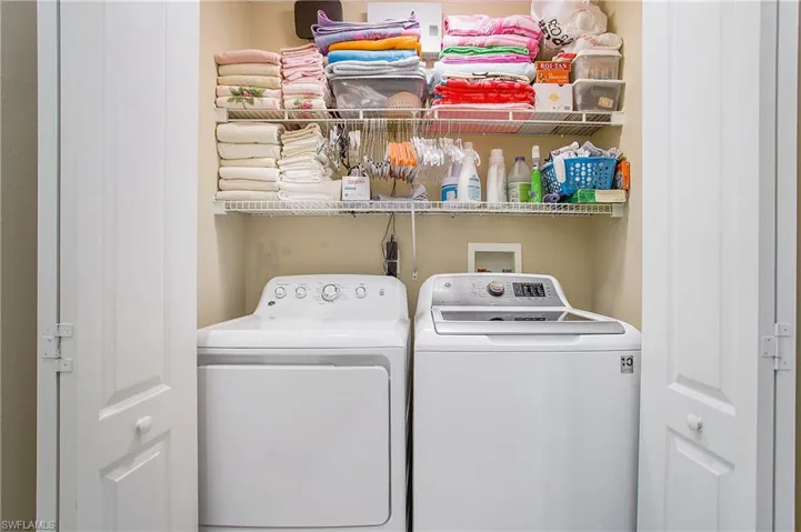 1923  Morning Sun  LN, Naples, FL 34119