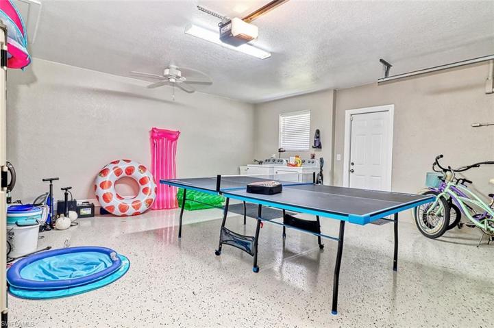 Garage/Play room