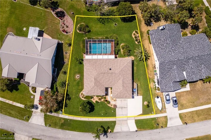 Drone / aerial view