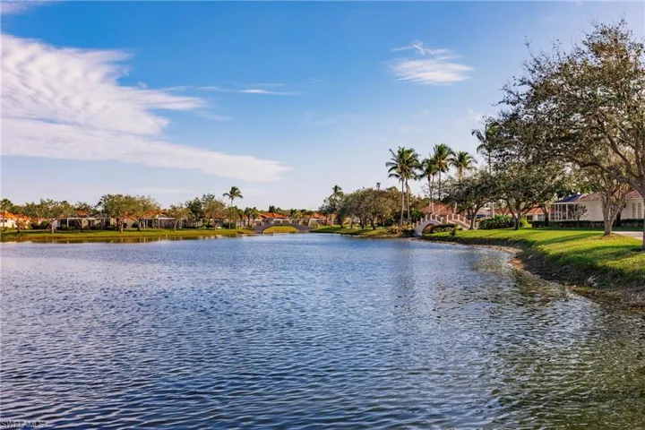 4352  Montalvo  CT, Naples, FL 34109
