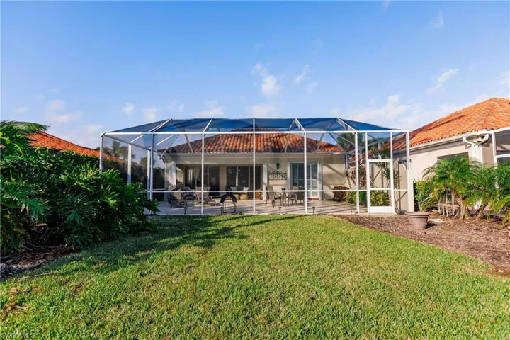 4352  Montalvo  CT, Naples, FL 34109