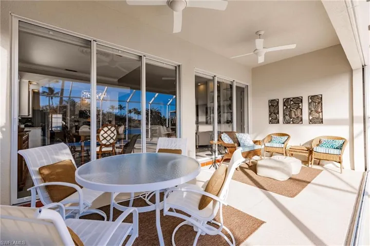 Your outside FL living room.