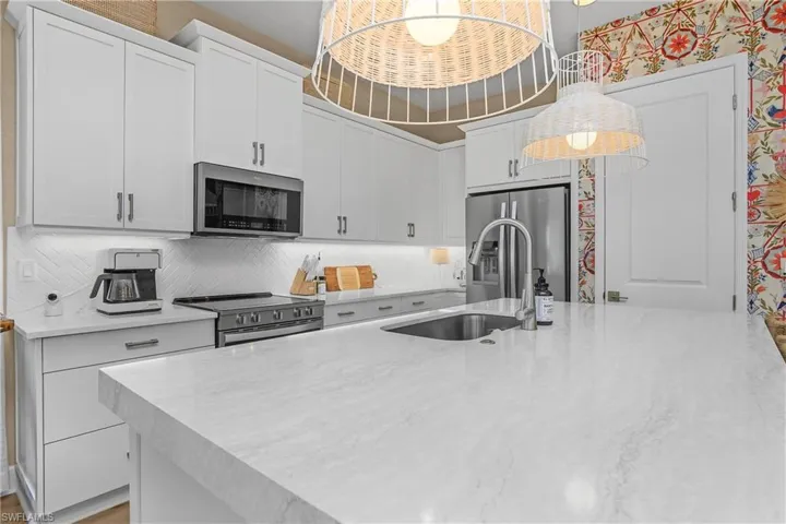 7286  Saona  CT, Naples, FL 34113