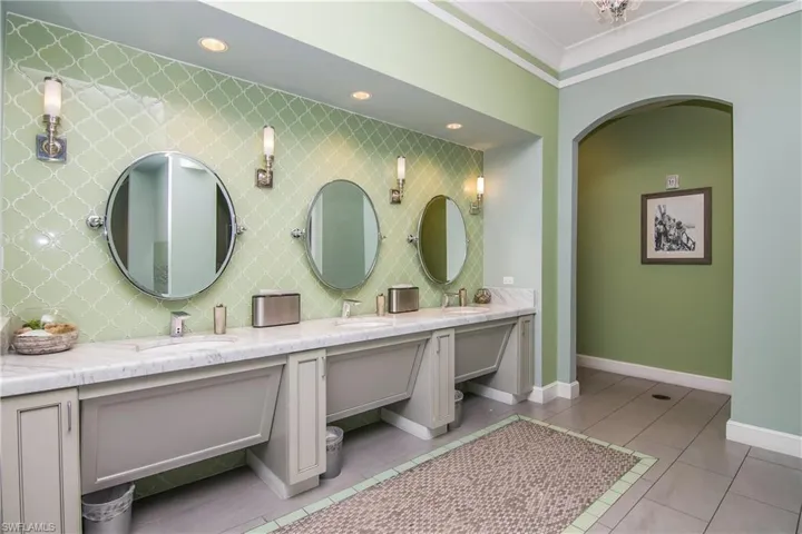 7286  Saona  CT, Naples, FL 34113