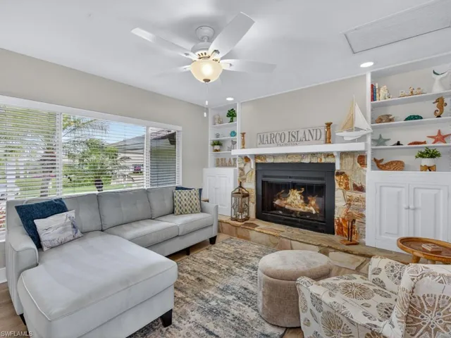 1585 Jamaica Ct, Marco Island, Florida 34145