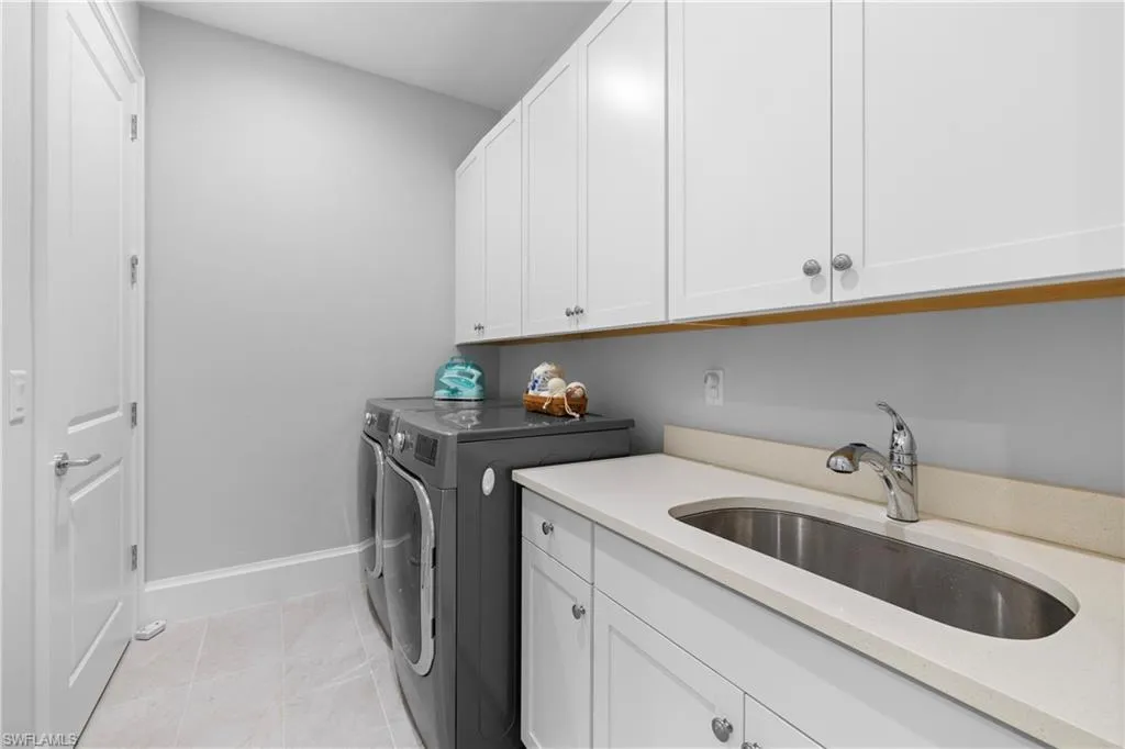 16304 Corsica WAY, Naples, FL 34110,225053618