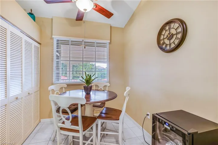 Eat-in area and pantry in kitchen