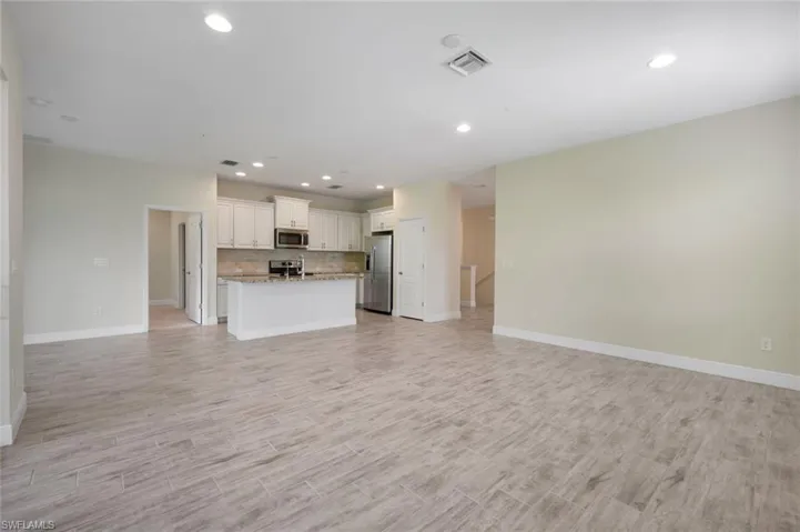 2343 Sheen Ln 405, Naples, Florida 34120