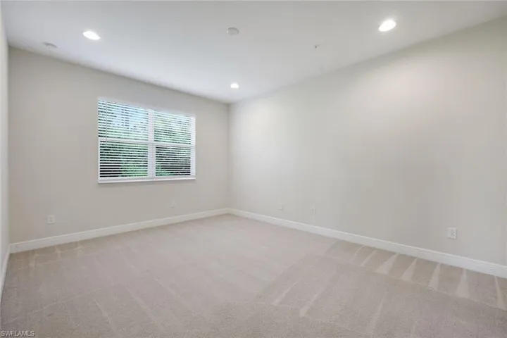 2343 Sheen Ln 405, Naples, Florida 34120