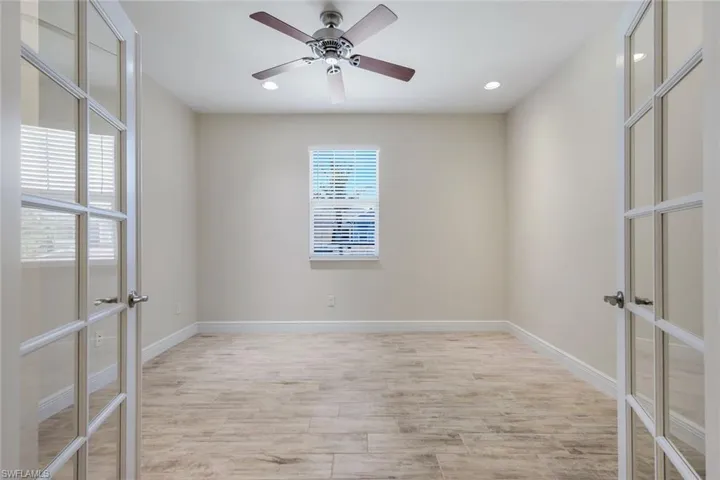 2343 Sheen Ln 405, Naples, Florida 34120