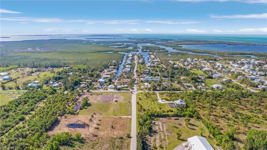 Looking West to the Gulf of Mexico.