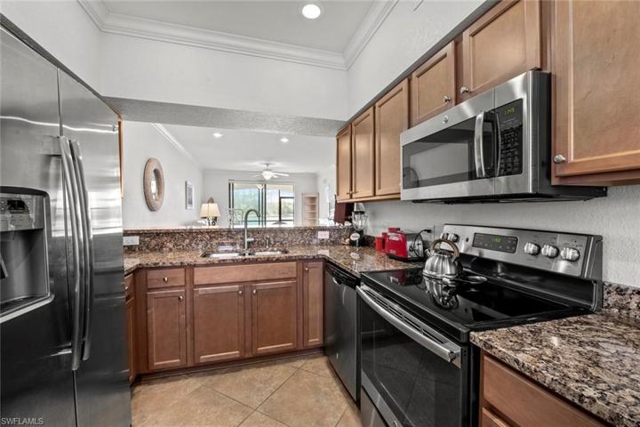 9560 Trevi CT # 4814, NAPLES FL 34113