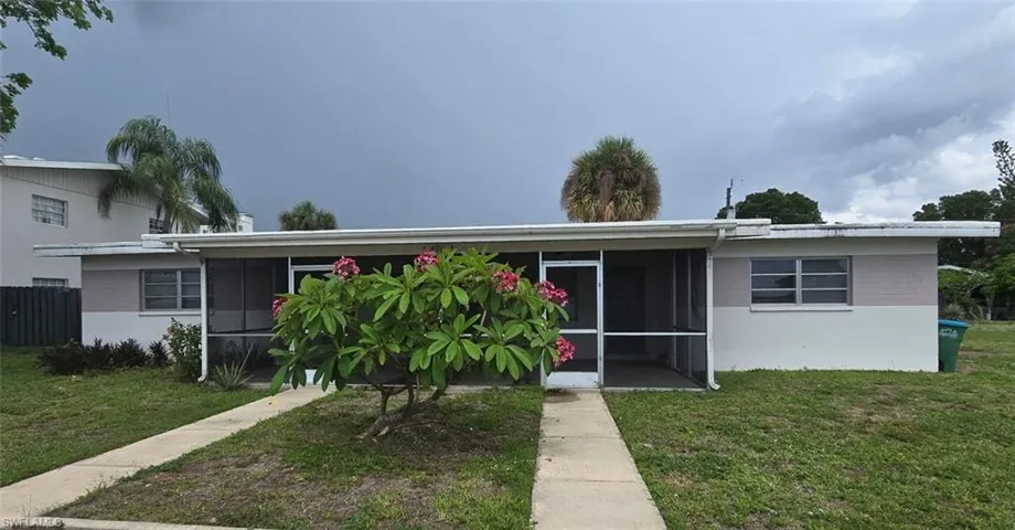 4911 Coronado Pkwy B, Cape Coral, Florida 33904