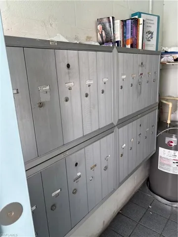 Detailed view of mail area