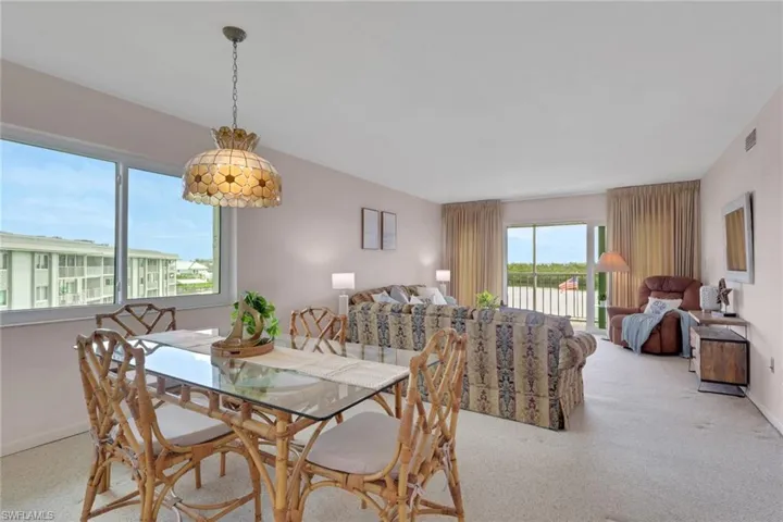 307  Goodlette-Frank S RD, Naples, FL 34102