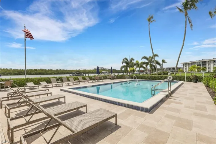 307  Goodlette-Frank S RD, Naples, FL 34102
