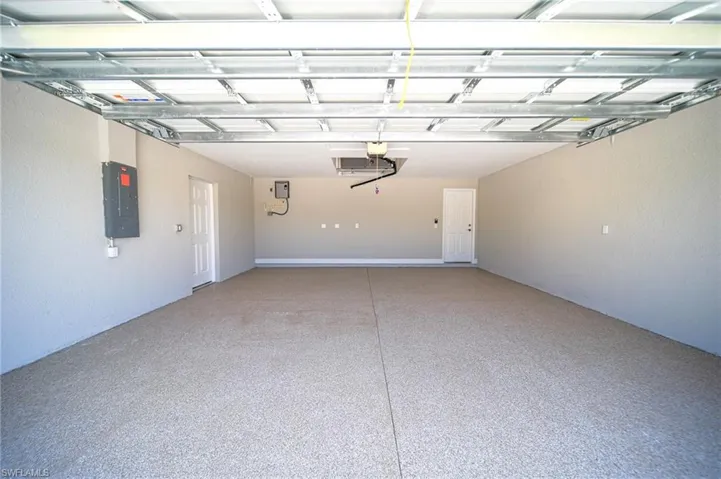 Oversized 2 Car Garage With Epoxy Coating!