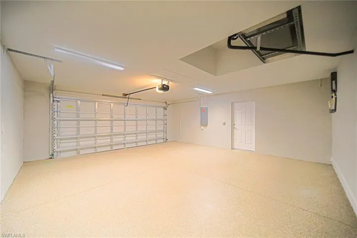 Oversized 2 Car Garage With Epoxy Coating!