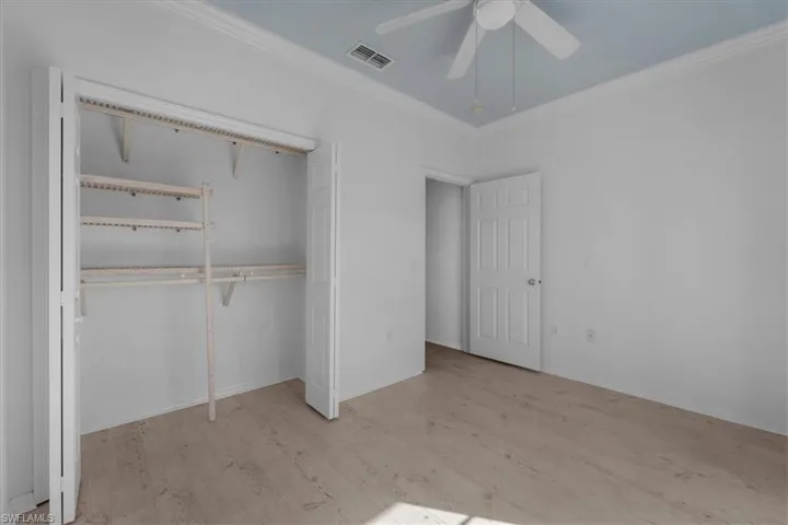 3275  Tamara  DR, Naples, FL 34109