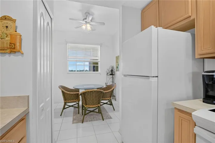 6820 Sterling Greens Pl 402, Naples, Florida 34104