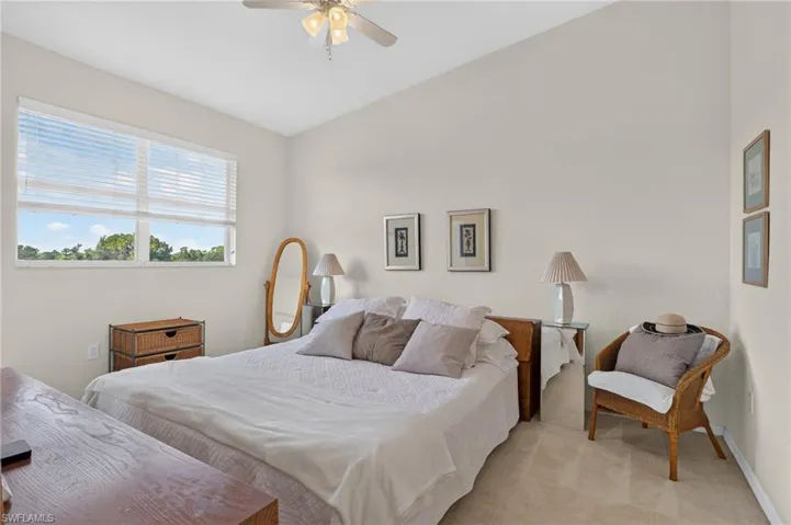 6820 Sterling Greens Pl 402, Naples, Florida 34104