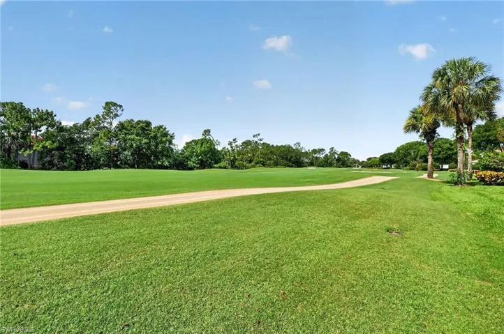 6820 Sterling Greens Pl 402, Naples, Florida 34104
