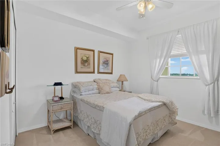 6820 Sterling Greens Pl 402, Naples, Florida 34104