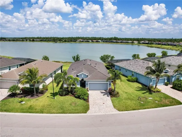 Large Waterfront Lot