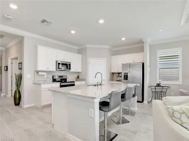 Walk-in pantry