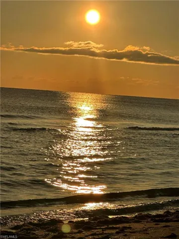 Gulf Beaches only 11 miles away!