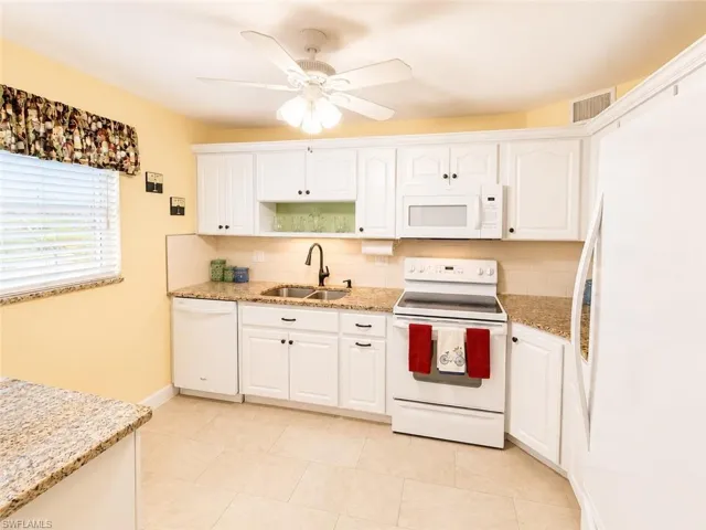 1453 Saddle Woode Dr 5e, Fort Myers, Florida 33919