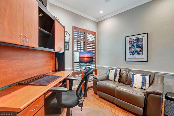 OFFICE OR THIRD BEDROOM