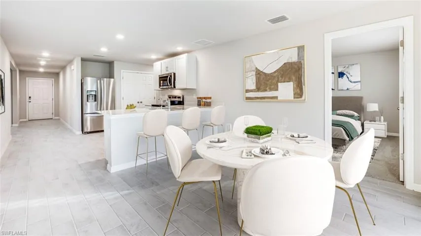 MODEL HOME