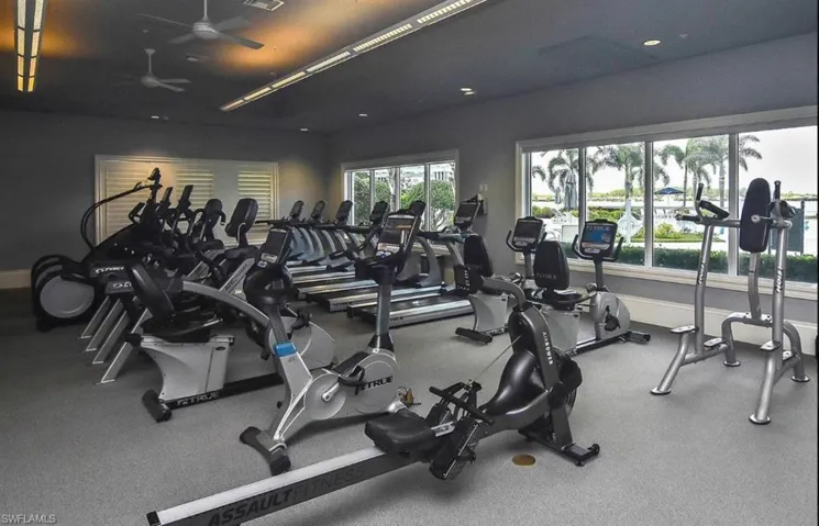 Exercise room with ceiling fan